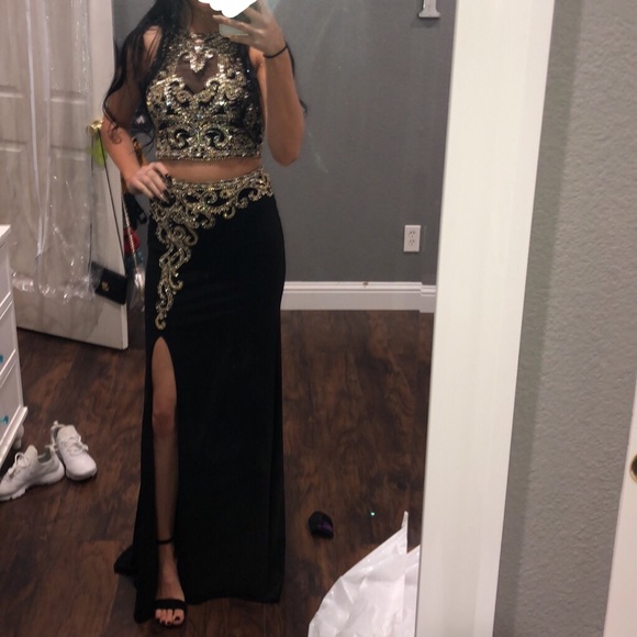 Prom Dress - Picture 3 of 3